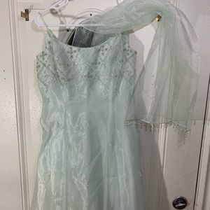 Light Green Mint - Full Length Prom Dress - 0/2